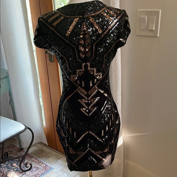 Express Bodycon Black and Gold Sequin Dress Snatched Fitted XS VEGAS - Picture 8 of 8